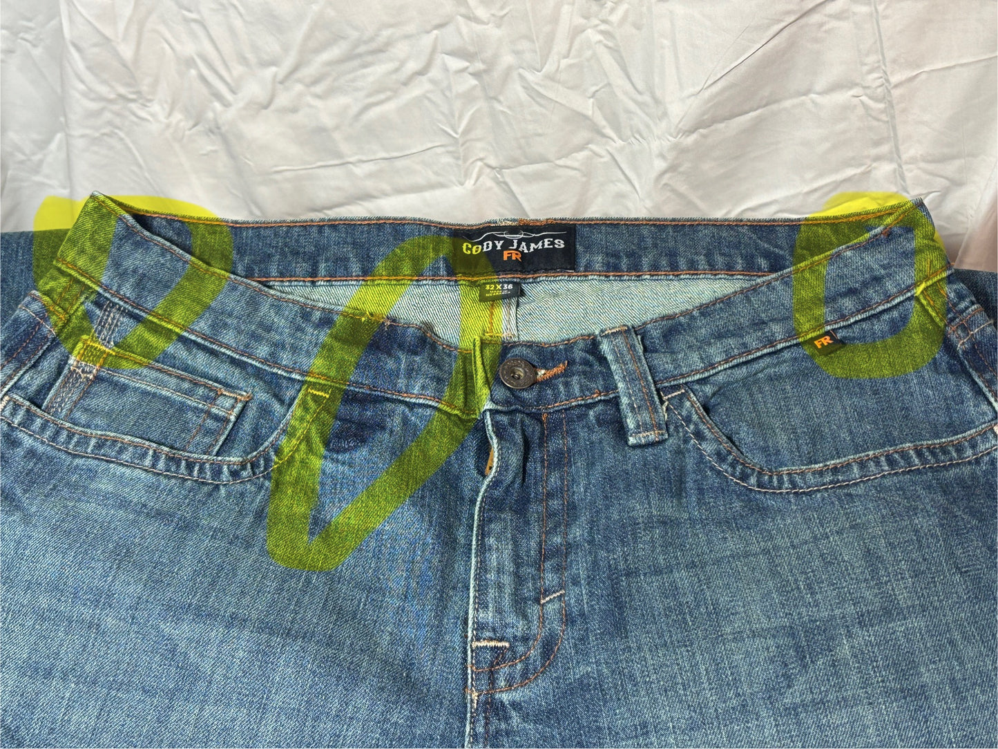 Cody James FR Men's Bozeman Med Wash Slim Bootcut Work Jeans (DEFECTS) 34x36